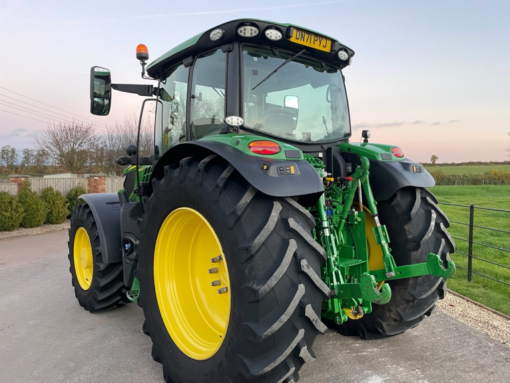 John Deere 6155R