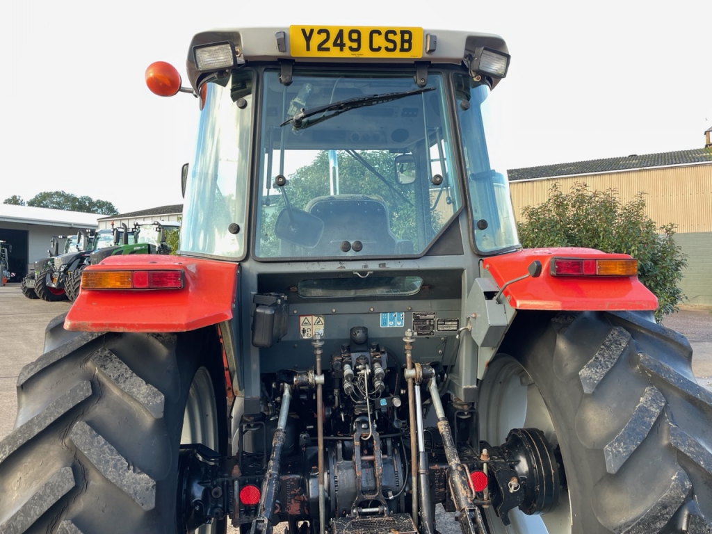Massey Ferguson 4255