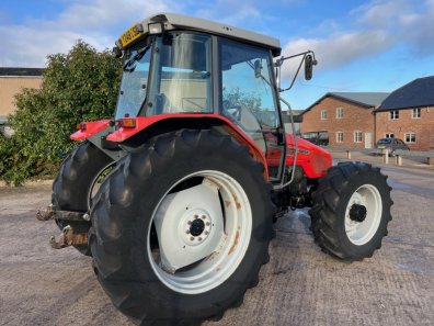 Massey Ferguson 4255
