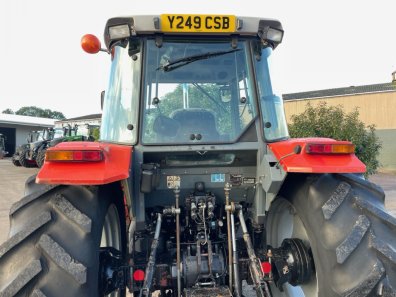Massey Ferguson 4255
