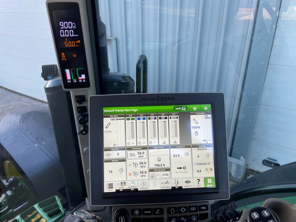 John Deere 7R 310
