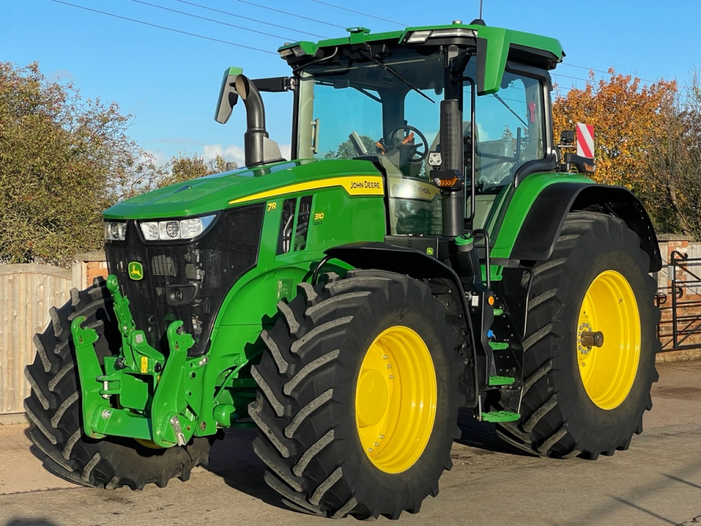 John Deere 7R 310