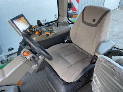 John Deere 7R 310