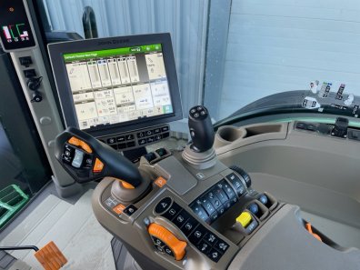 John Deere 7R 310