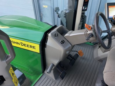 John Deere 7R 310