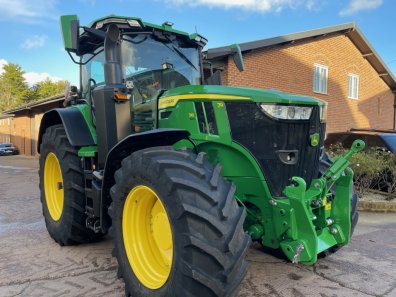 John Deere 7R 310