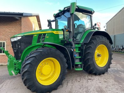 John Deere 7R 310
