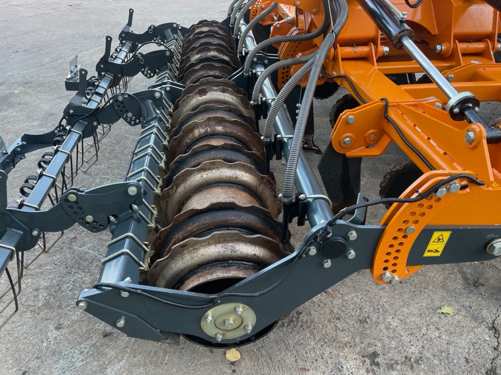 Mzuri Rehab 4 Metre subsoiler