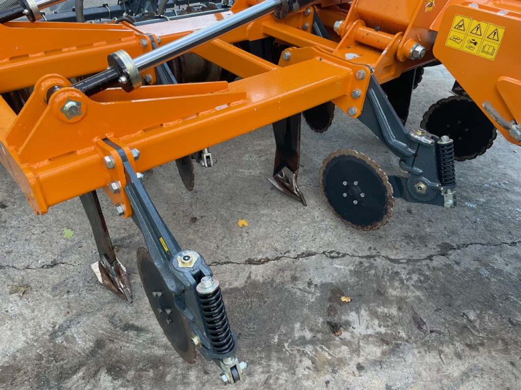 Mzuri Rehab 4 Metre subsoiler