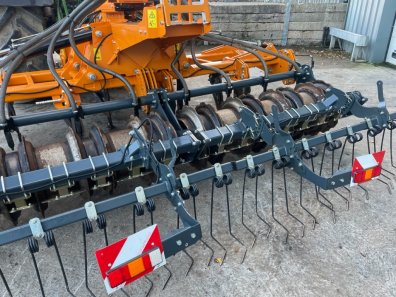 Mzuri Rehab 4 Metre subsoiler