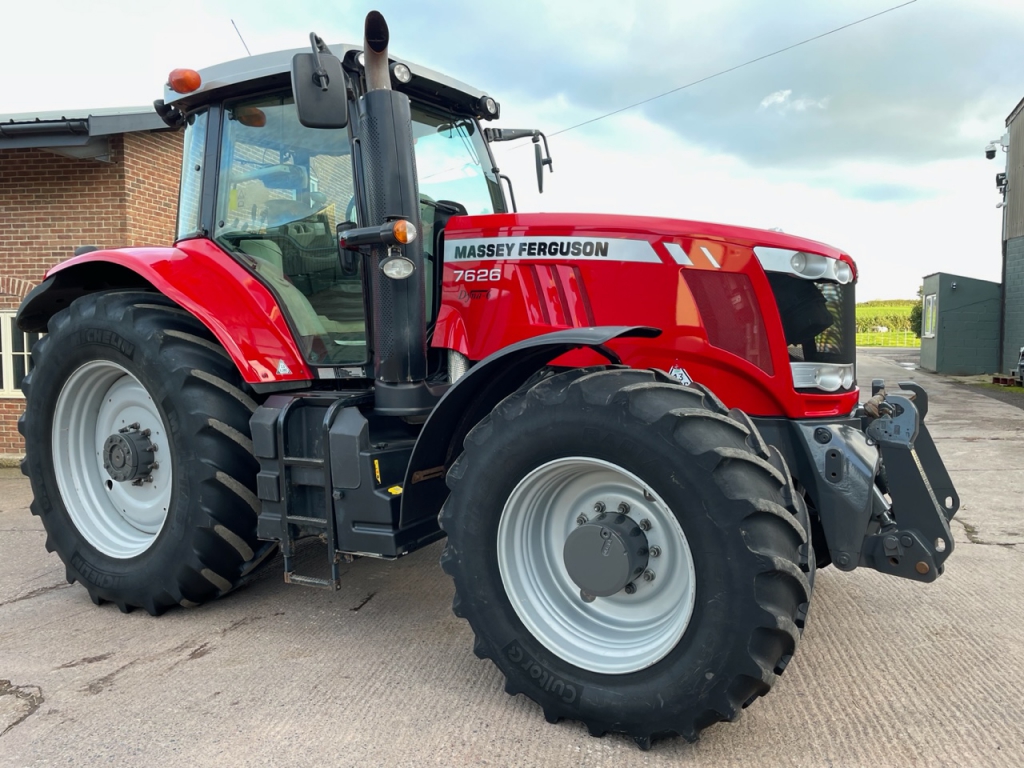 Massey Ferguson 7626 Efficent