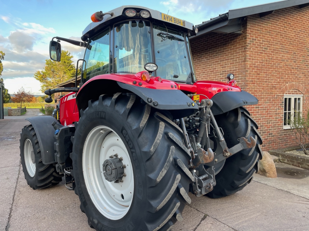Massey Ferguson 7626 Efficent