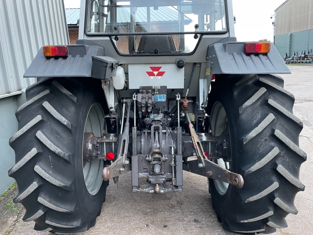 Massey Ferguson 390 Hi-Line +