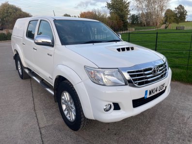 Toyota Hilux 3.0 LT Invincible