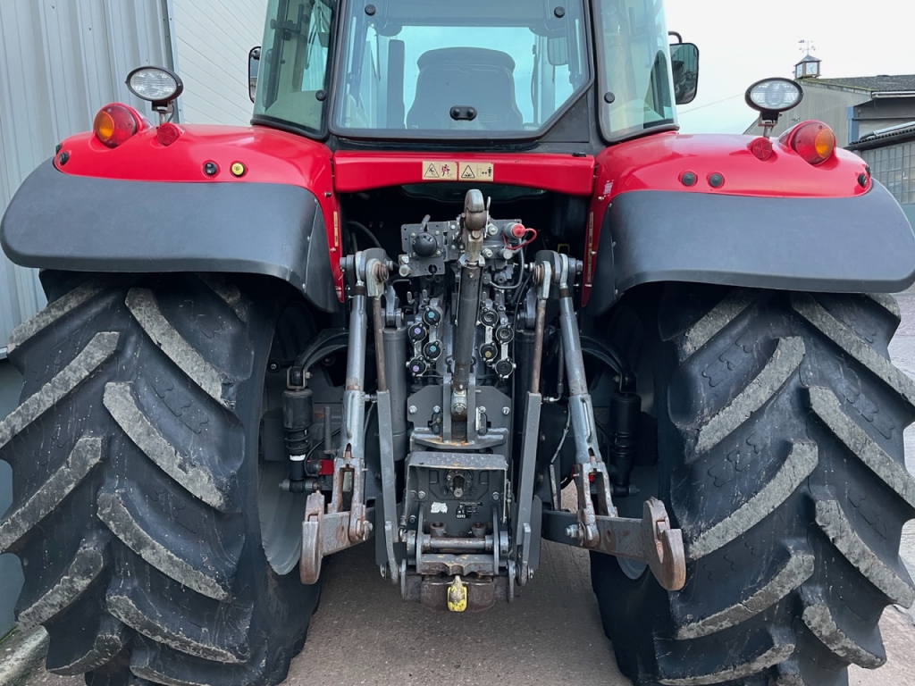 Massey Ferguson 7718 Efficient