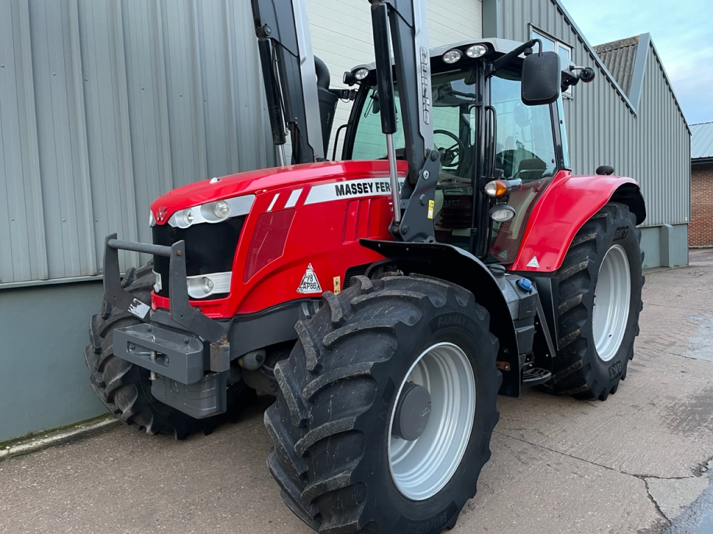 Massey Ferguson 7718 Efficient