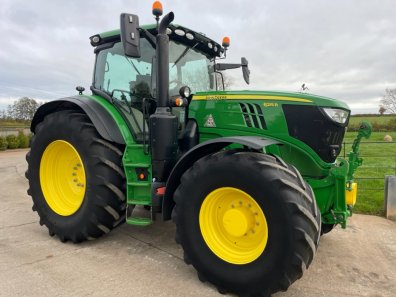 John Deere 6215R Ultimate
