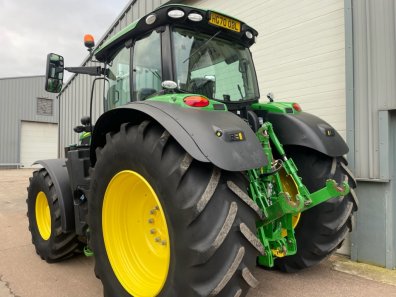 John Deere 6215R Ultimate