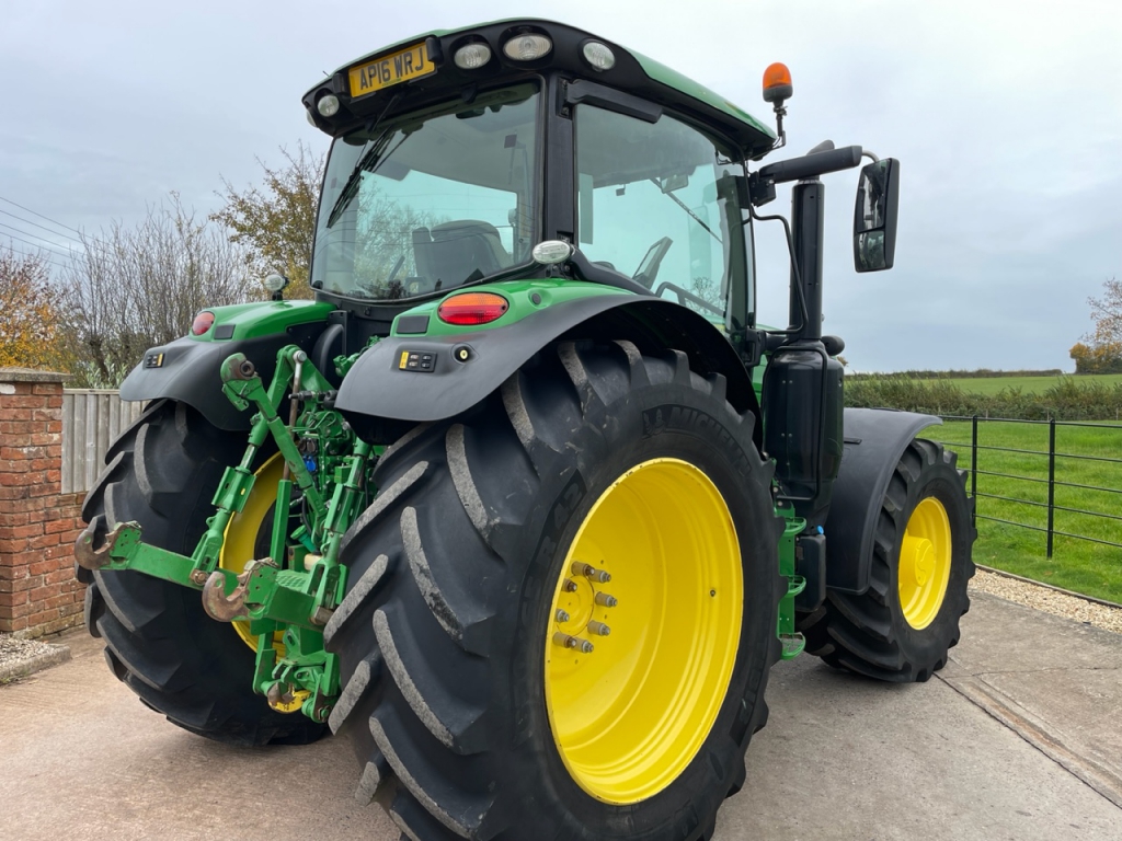 John Deere 6155R