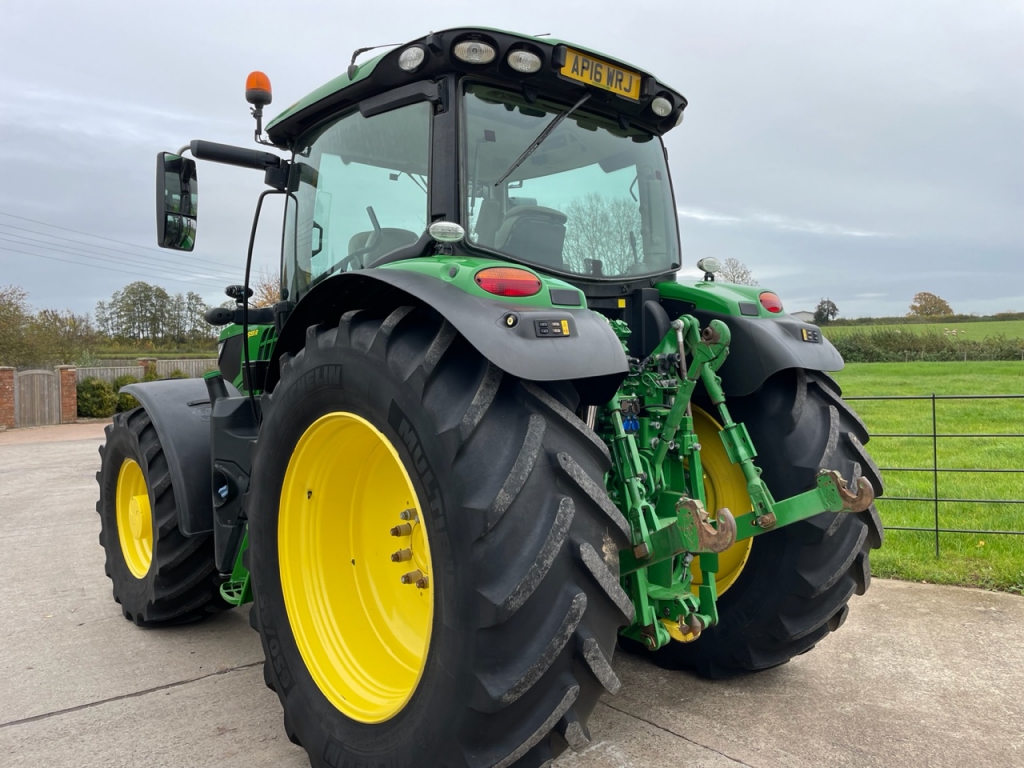 John Deere 6155R