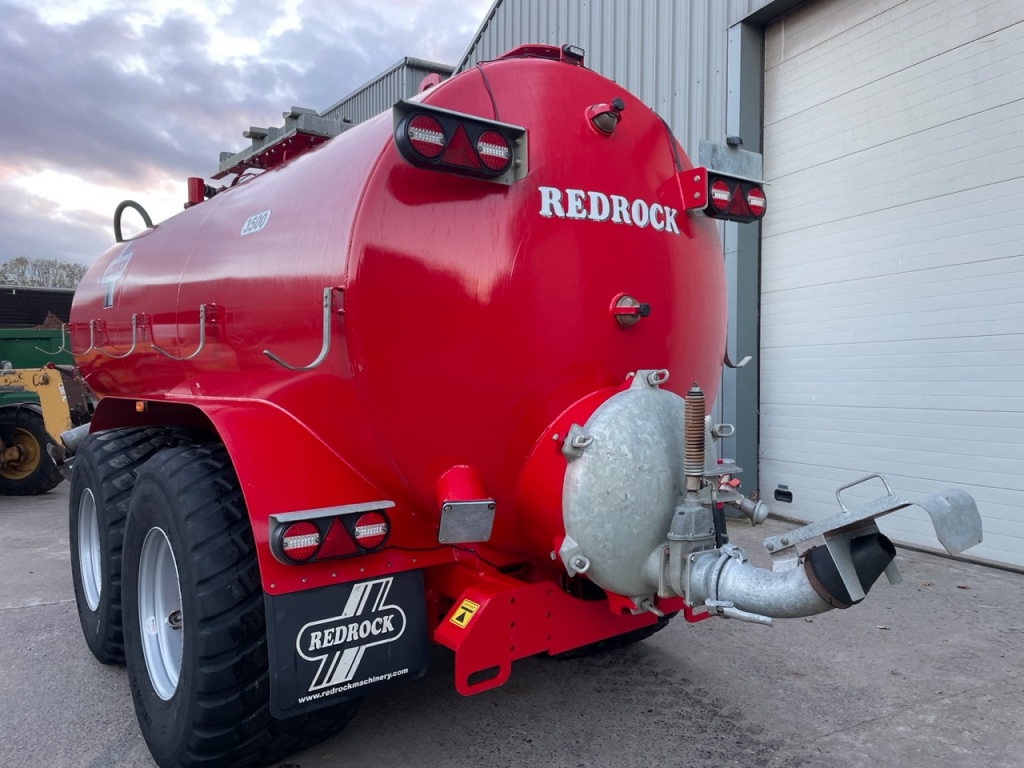 Redrock 3500 Gallon tanker