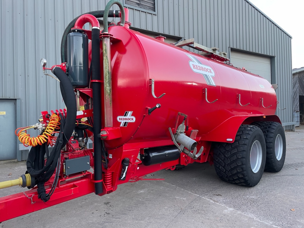 Redrock 3500 Gallon tanker
