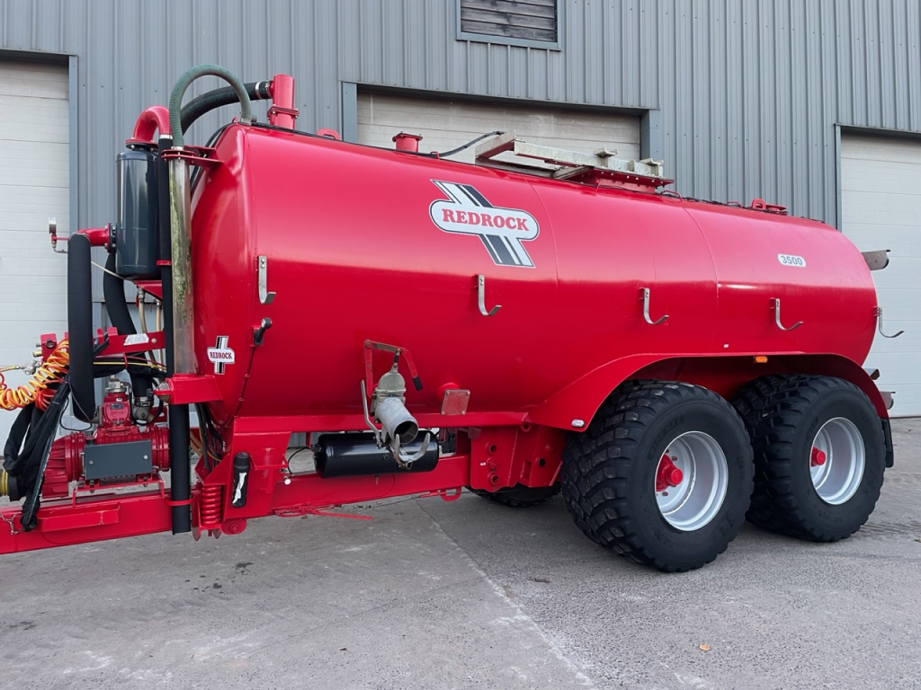 Redrock 3500 Gallon tanker