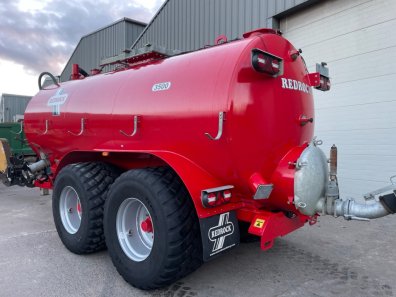Redrock 3500 Gallon tanker