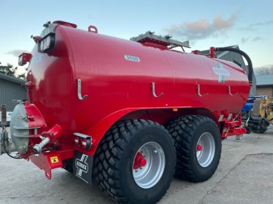 Redrock 3500 Gallon tanker