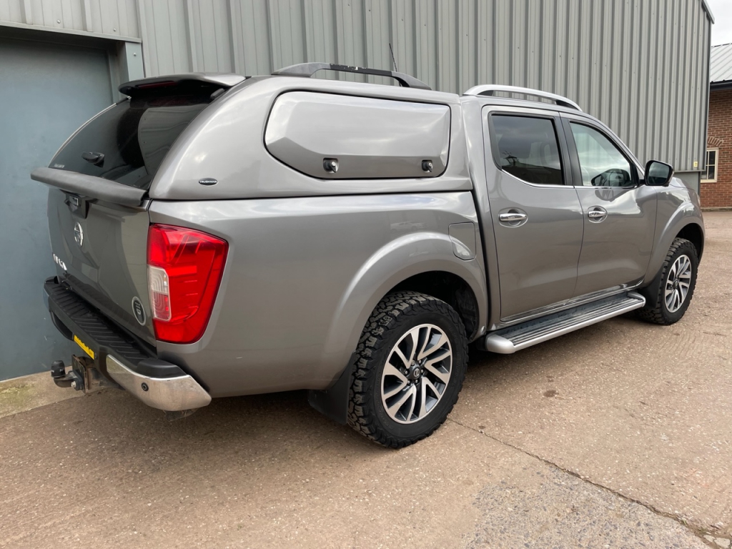 Nissan Navara Tekna 2.3 Diesel