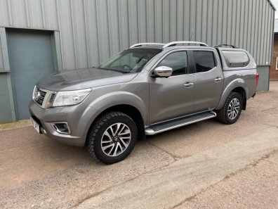 Nissan Navara Tekna 2.3 Diesel