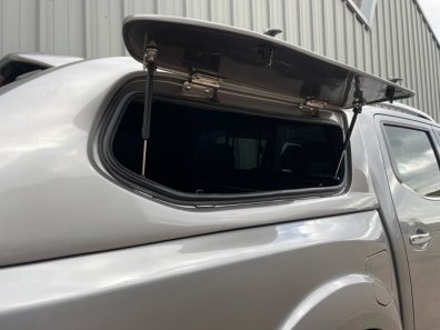 Nissan Navara Tekna 2.3 Diesel
