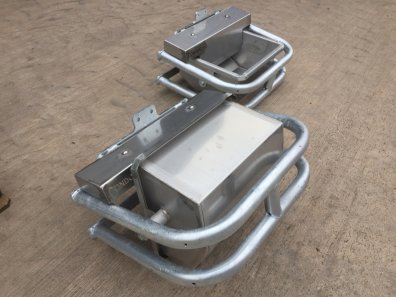 Condon Engineering super stainless tip-over drinker