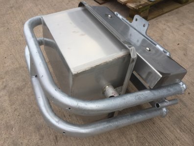 Condon Engineering super stainless tip-over drinker