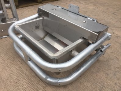 Condon Engineering super stainless tip-over drinker