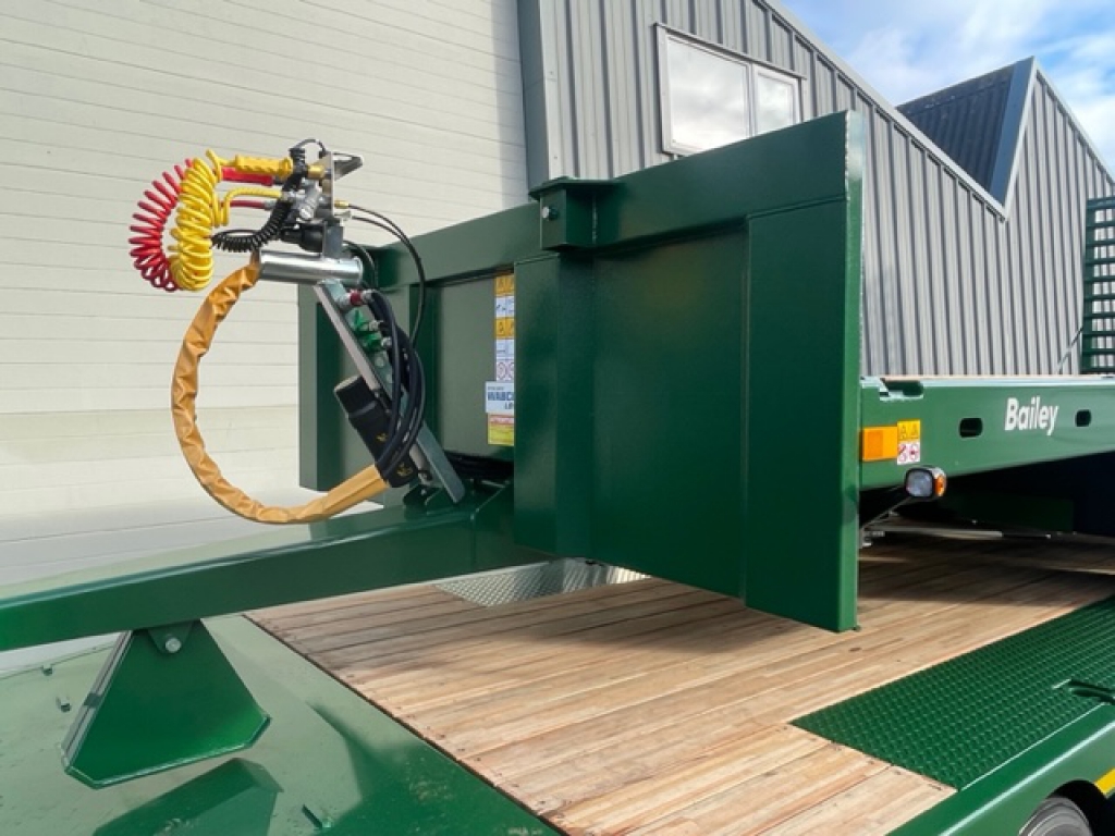 Bailey 20 Ton Tri-Axle Low loader trailer
