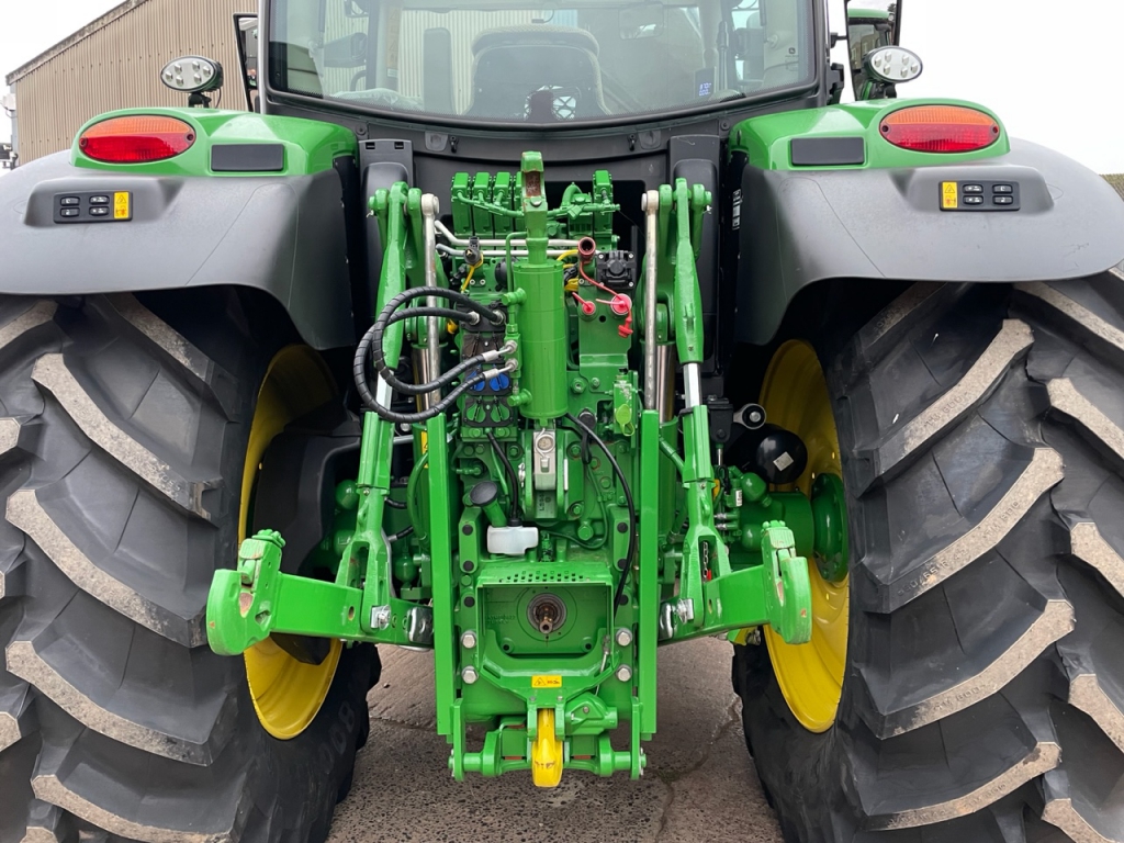 John Deere 6R185