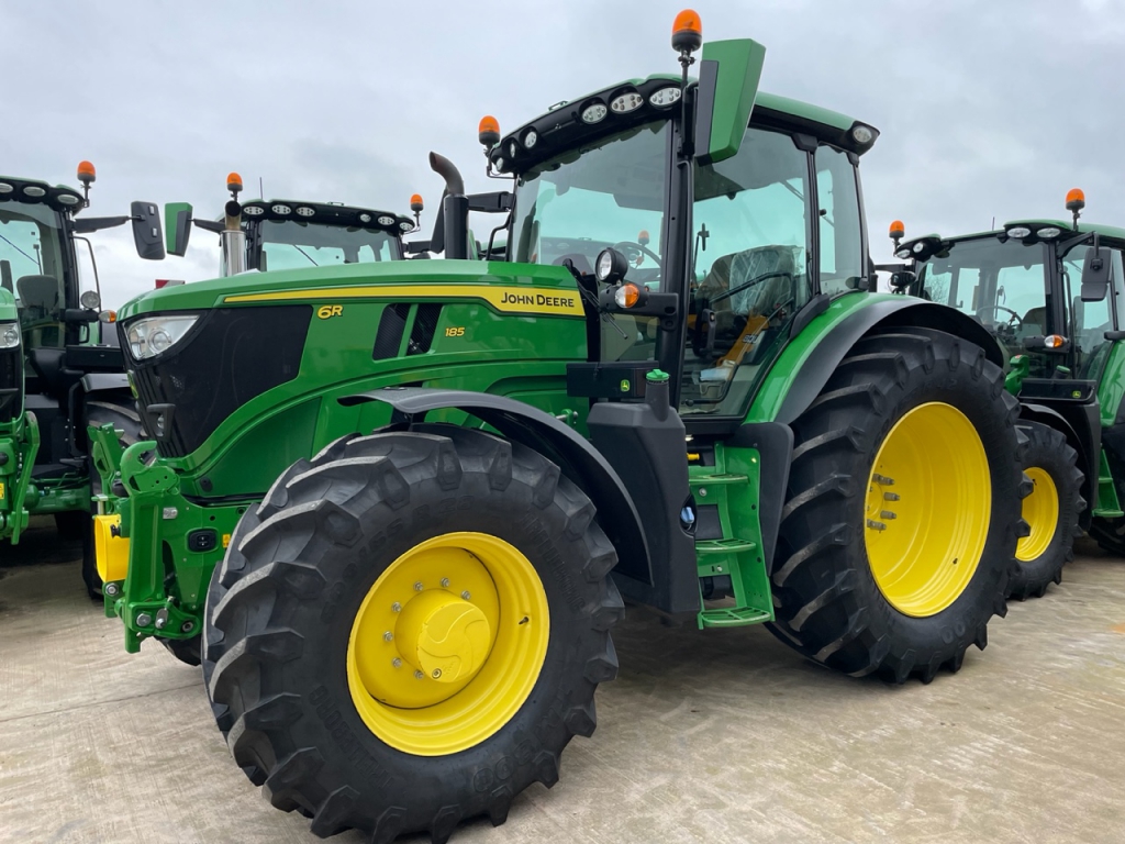 John Deere 6R185