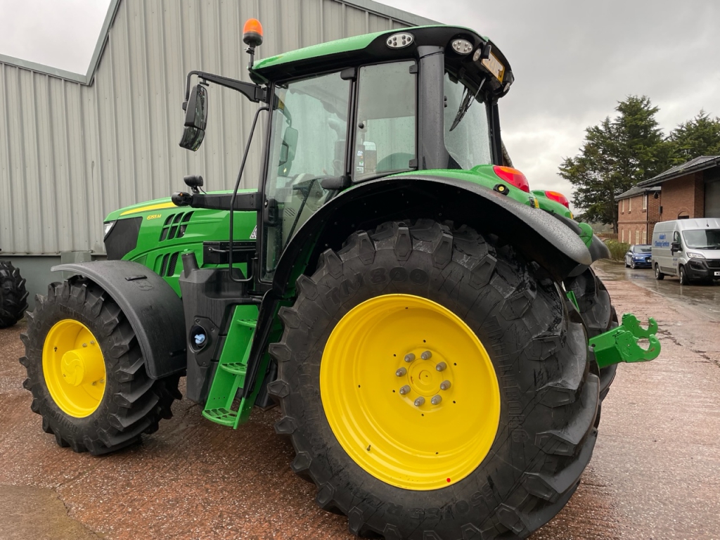 John Deere 6155M