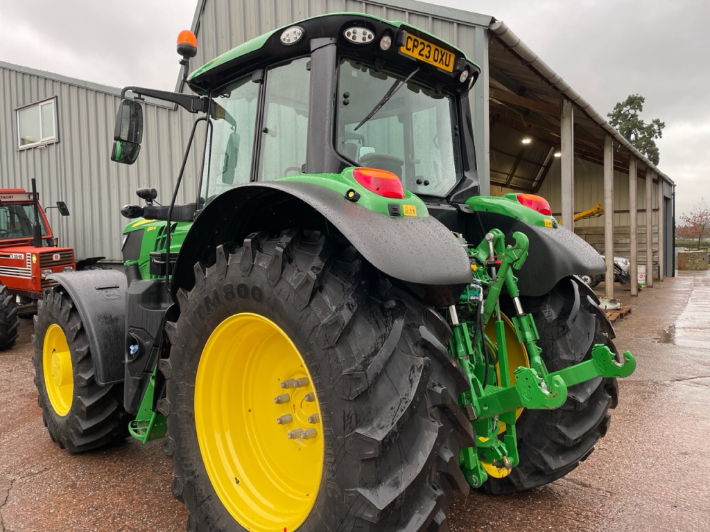 John Deere 6155M