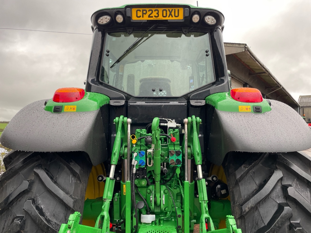 John Deere 6155M