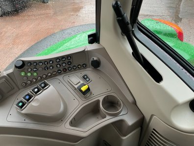 John Deere 6155M