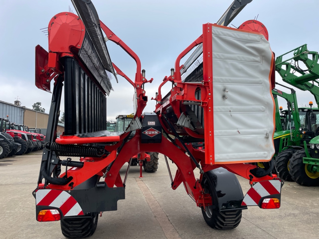 Kuhn Merge Maxx 950