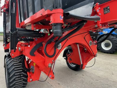 Kuhn Merge Maxx 950