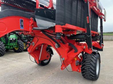 Kuhn Merge Maxx 950