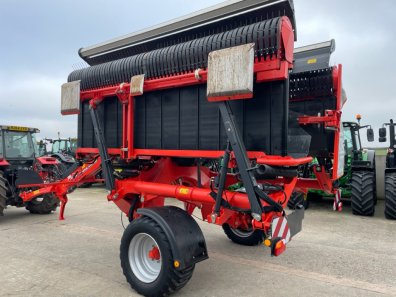 Kuhn Merge Maxx 950