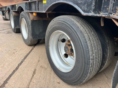 NC 20 Ton tri-axle low loader