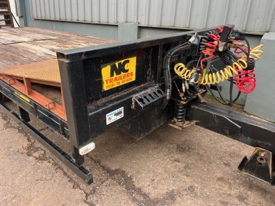 NC 20 Ton tri-axle low loader