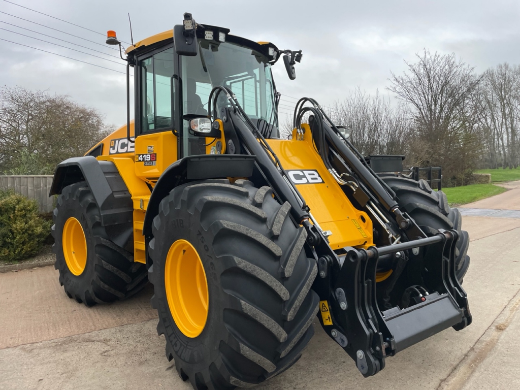 JCB 419S