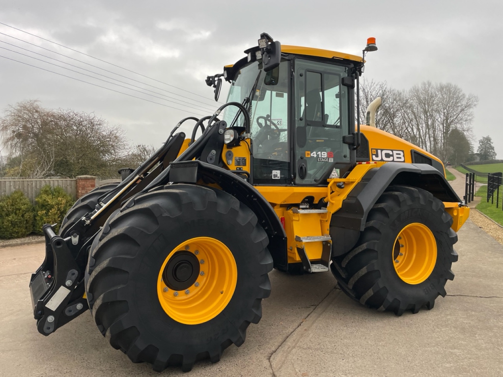 JCB 419S